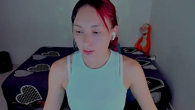 Snapshot of Madison_charlotte chatting on March 9, 2026, 2:43 pm Madison charlotte online show from March 9, 2026, 2:43 pm