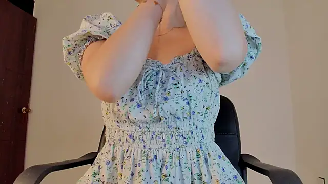 Snapshot of Madison_charlotte chatting on March 29, 2026, 9:09 am Madison charlotte online show from March 29, 2026, 9:09 am