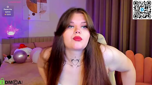 elle one online show from September 23, 2025, 3:20 am