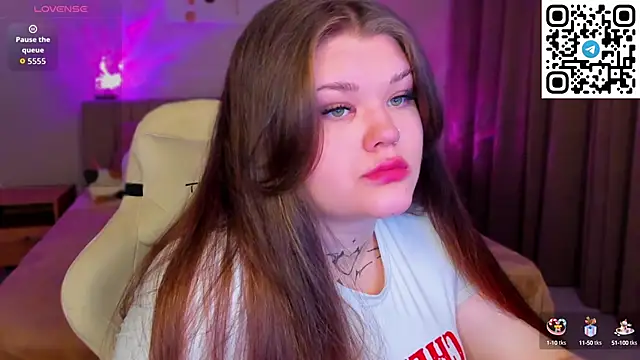 elle one online show from October 14, 2025, 2:56 am