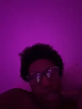 Tu GataLinda online show from October 30, 2025, 3:52 am