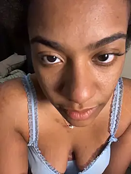 Tu GataLinda online show from February 21, 2026, 5:30 am