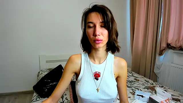 marylips online show from February 13, 2026, 10:11 am