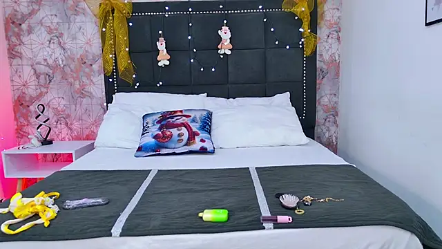 AmbherBlake online show from December 3, 2025, 3:14 am