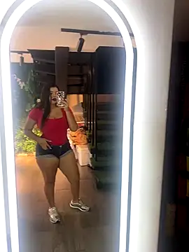 SiennaMonroe  online show from September 17, 2025, 4:08 pm