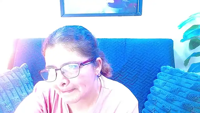 Snapshot of Linda_banks_ chatting on October 24, 2025, 1:57 am Linda banks online show from October 24, 2025, 1:57 am