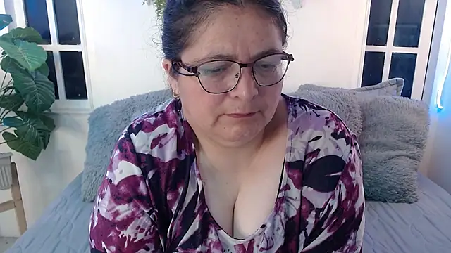 Linda banks  online show from November 27, 2025, 1:29 am