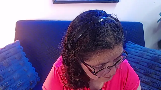 Linda banks  online show from November 30, 2025, 1:53 am