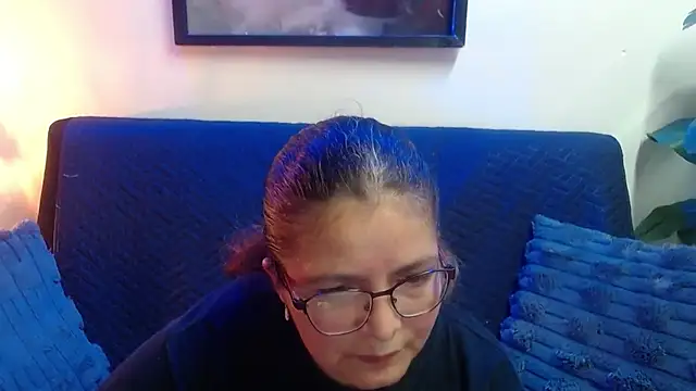 Linda banks  online show from May 10, 2026, 1:55 am