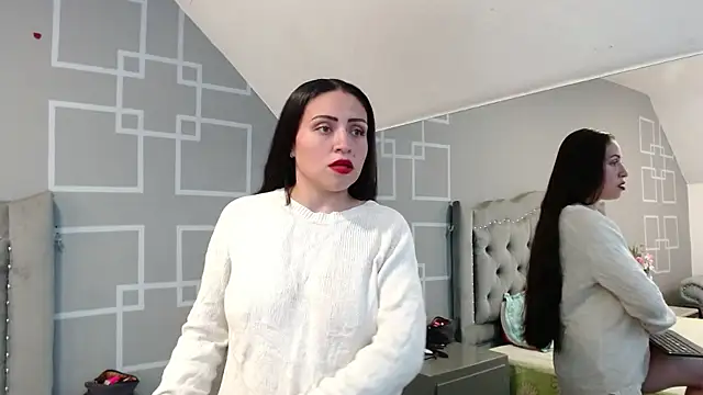 Snapshot of AliceBlackx chatting on October 28, 2025, 11:25 am AliceBlackx online show from October 28, 2025, 11:25 am