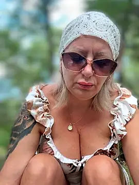 Milena-MilfaXXX online show from July 5, 2026, 3:13 am