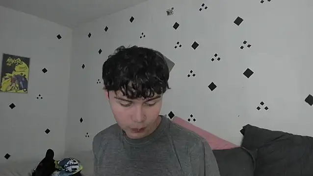 Snapshot of crushnier1 chatting on September 18, 2025, 5:48 pm crushnier1 online show from September 18, 2025, 5:48 pm