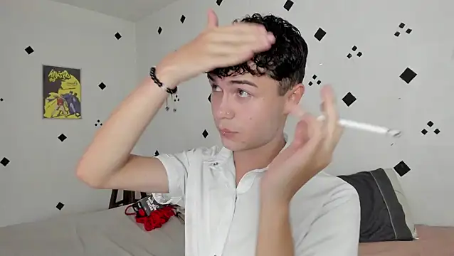 Snapshot of crushnier1 chatting on October 9, 2025, 5:22 pm crushnier1 online show from October 9, 2025, 5:22 pm