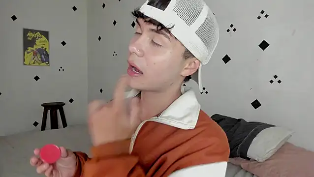 Snapshot of crushnier1 chatting on October 16, 2025, 5:58 pm crushnier1 online show from October 16, 2025, 5:58 pm