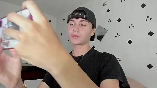 Snapshot of crushnier1 chatting on October 28, 2025, 5:59 pm crushnier1 online show from October 28, 2025, 5:59 pm