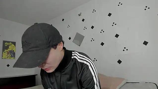 Snapshot of crushnier1 chatting on October 30, 2025, 5:46 pm crushnier1 online show from October 30, 2025, 5:46 pm