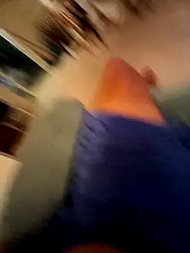 Snapshot of pullitoff chatting on October 10, 2025, 12:09 am pullitoff online show from October 10, 2025, 12:09 am