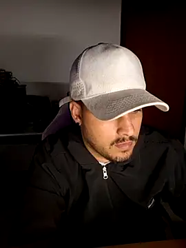 Mineirinhoot online show from December 20, 2025, 2:29 am