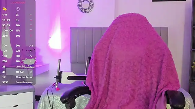 Snapshot of Scarlett21__ chatting on October 5, 2025, 3:38 am Scarlett21 online show from October 5, 2025, 3:38 am