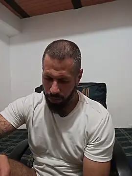 Snapshot of Matheus_Blaze chatting on October 25, 2025, 3:25 am Matheus Blaze online show from October 25, 2025, 3:25 am