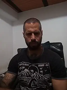 Snapshot of Matheus_Blaze chatting on November 5, 2025, 1:22 pm Matheus Blaze online show from November 5, 2025, 1:22 pm