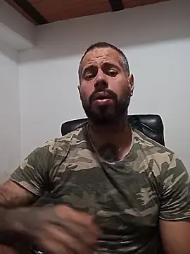 Snapshot of Matheus_Blaze chatting on November 7, 2025, 12:38 pm Matheus Blaze online show from November 7, 2025, 12:38 pm