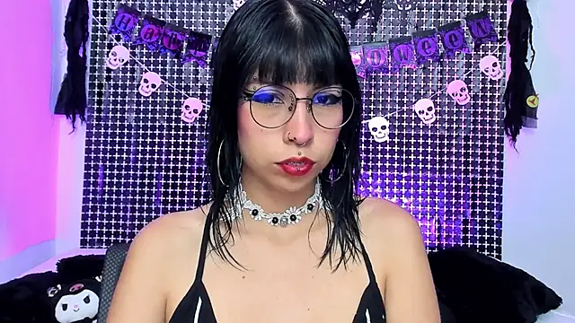 Rose 72 online show from October 13, 2025, 8:20 pm