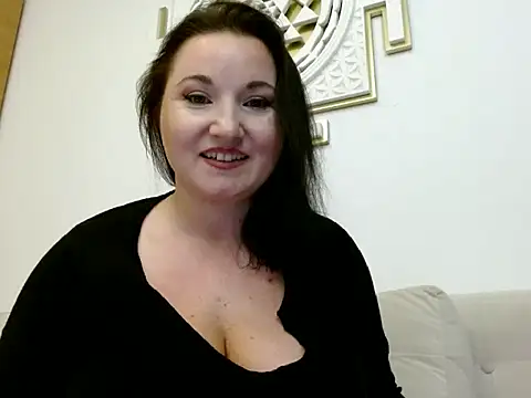Snapshot of EliseBliss69 chatting on October 13, 2025, 8:09 pm EliseBliss69 online show from October 13, 2025, 8:09 pm