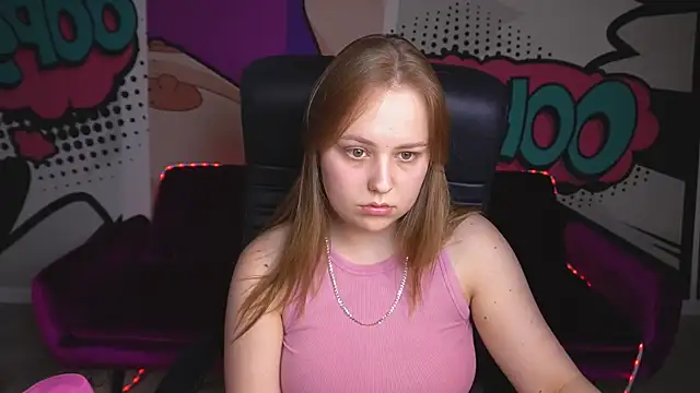 CrystallPaws online show from September 24, 2025, 7:17 pm