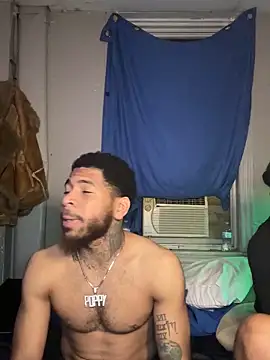 Snapshot of 1mistaGoodWood chatting on November 16, 2025, 5:35 am 1mistaGoodWood online show from November 16, 2025, 5:35 am