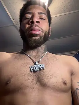 Snapshot of 1mistaGoodWood chatting on December 5, 2025, 10:46 am 1mistaGoodWood online show from December 5, 2025, 10:46 am