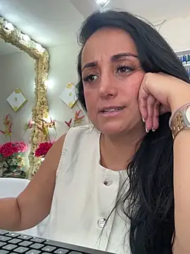 hotadhara01 online show from March 4, 2026, 4:46 pm