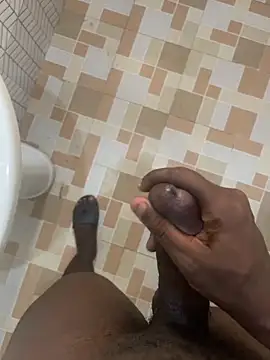 Snapshot of Bigddeee chatting on November 17, 2025, 12:11 pm Bigddeee online show from November 17, 2025, 12:11 pm