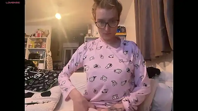 Snapshot of harleyblair chatting on September 18, 2025, 10:23 pm harleyblair online show from September 18, 2025, 10:23 pm