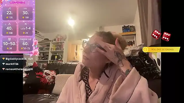 Snapshot of harleyblair chatting on October 29, 2025, 11:06 pm harleyblair online show from October 29, 2025, 11:06 pm