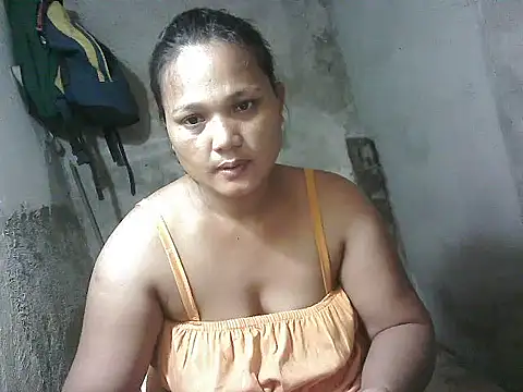lady helen00 online show from May 18, 2026, 6:19 am