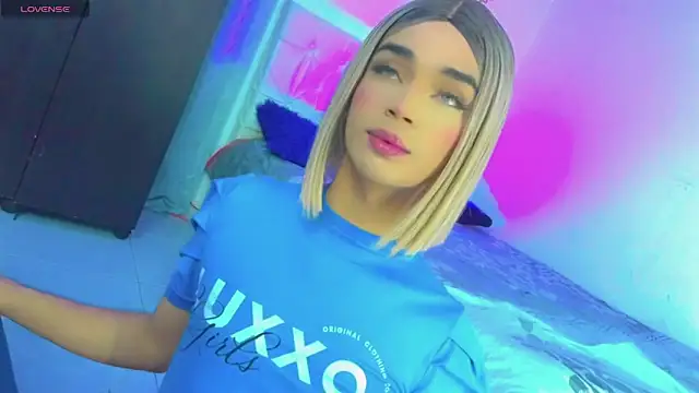 HANNAH BACKERS online show from October 15, 2025, 9:59 pm