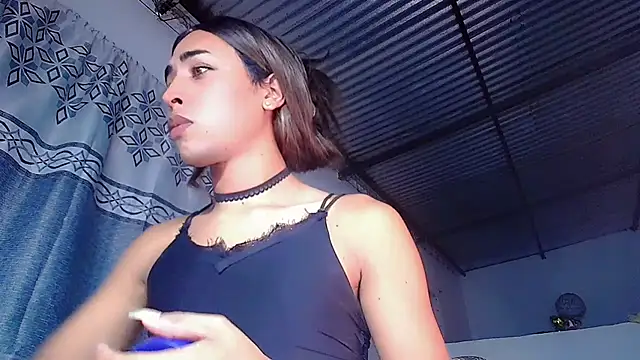 Anthonella valentina online show from June 30, 2026, 3:18 am