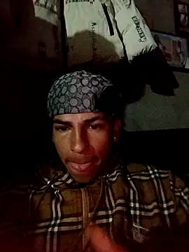 Tussi-amor online show from February 6, 2026, 12:48 am