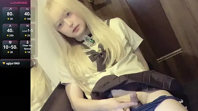 Snapshot of Mia032 chatting on March 6, 2026, 6:10 am Mia032 online show from March 6, 2026, 6:10 am