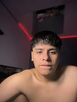 Kailertwink online show from April 28, 2026, 3:33 am