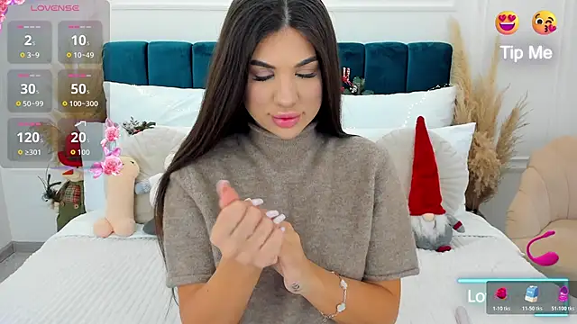 MonCarla online show from December 15, 2025, 6:28 am