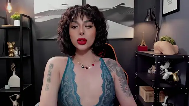 LUNACOCKSLAYER online show from September 21, 2025, 1:24 pm