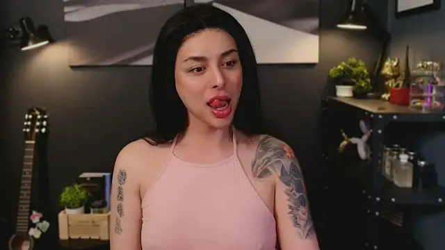 LUNACOCKSLAYER online show from October 29, 2025, 11:12 am