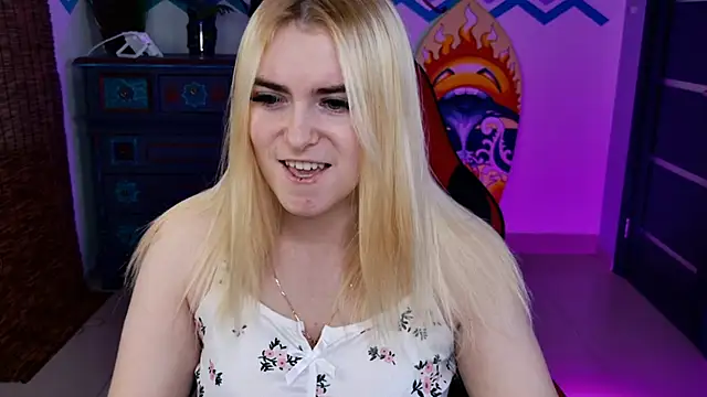 Stef Nicks online show from November 28, 2025, 9:12 am