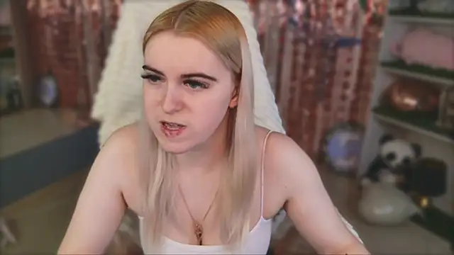 Snapshot of Stef_Nicks chatting on February 13, 2026, 9:05 am Stef Nicks online show from February 13, 2026, 9:05 am