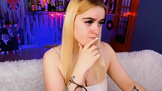 Snapshot of Stef_Nicks chatting on March 21, 2026, 9:03 am Stef Nicks online show from March 21, 2026, 9:03 am