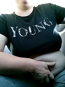 Snapshot of Cristina2150 chatting on September 23, 2025, 10:29 am Cristina2150 online show from September 23, 2025, 10:29 am