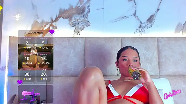 KarolBlanco online show from June 18, 2026, 7:18 pm