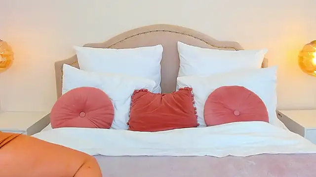 ImmaBlack online show from September 29, 2025, 12:32 pm